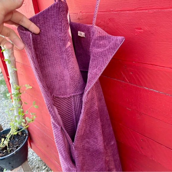 🟥 Kori corduroy spaghetti strap zip side mini dress - Picture 6 of 12